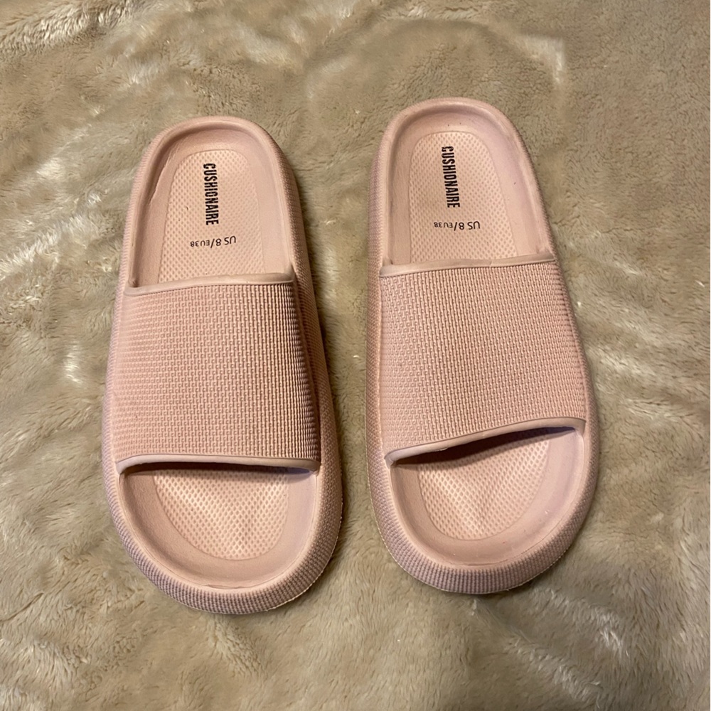 Slide sandals